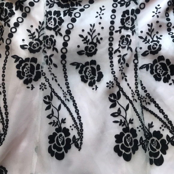 Strapless Morgan & Co. Dress - Picture 4 of 4